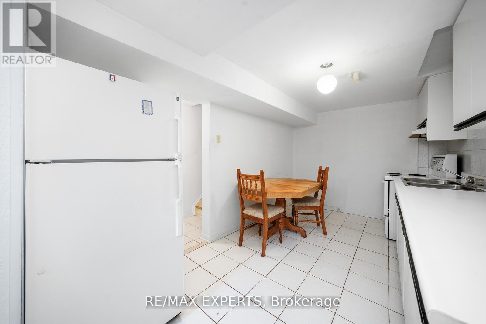9 Richbell Street, Vaughan, Ontario  L4J 5W5 - Photo 32 - N12431906