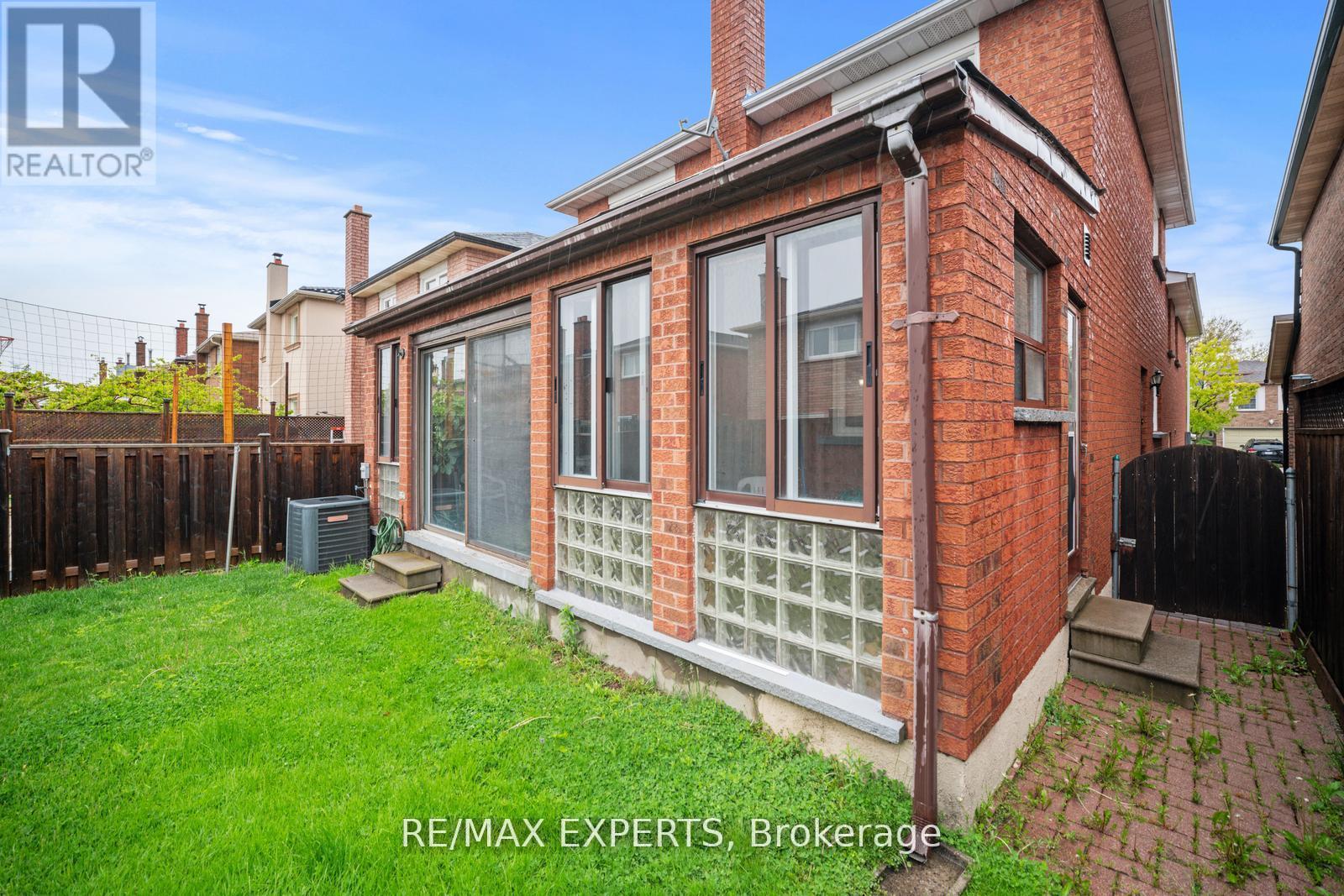 9 Richbell Street, Vaughan, Ontario  L4J 5W5 - Photo 38 - N12431906