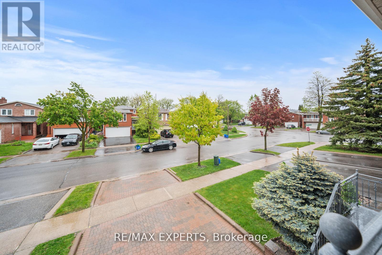 9 Richbell Street, Vaughan, Ontario  L4J 5W5 - Photo 9 - N12431906