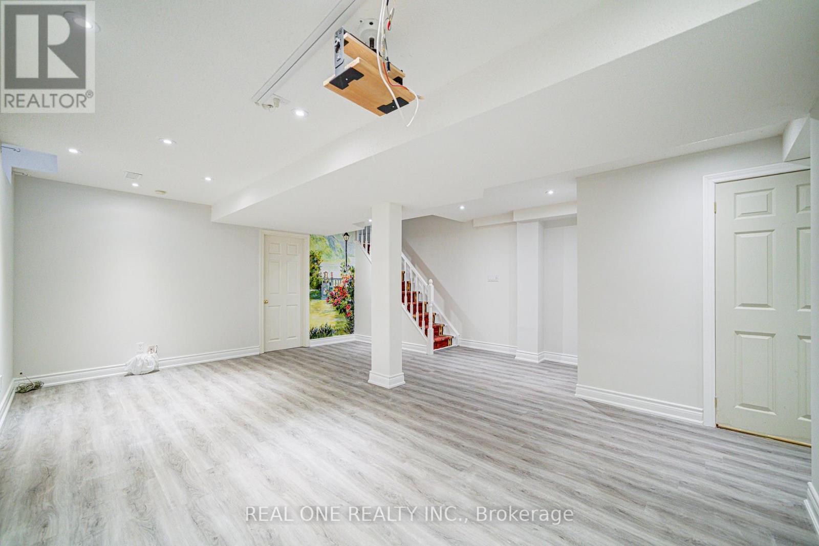 32 Frobisher Street, Richmond Hill, Ontario  L4B 4H7 - Photo 36 - N12431912