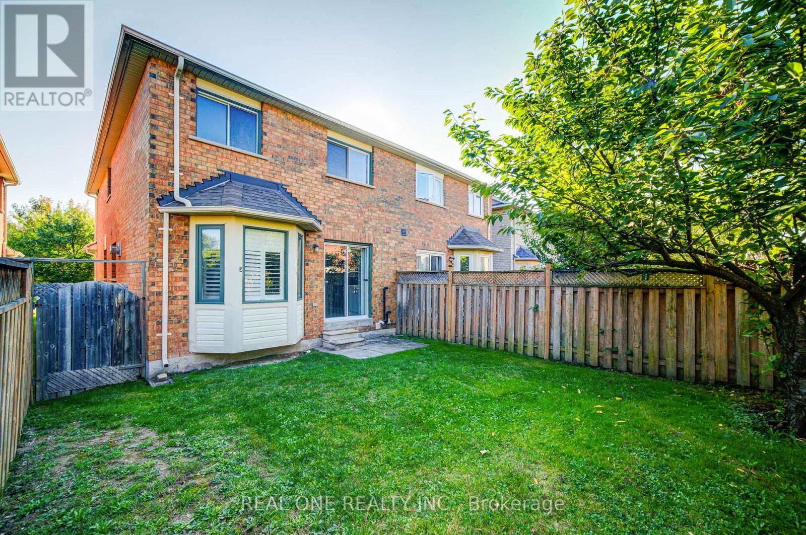 32 Frobisher Street, Richmond Hill, Ontario  L4B 4H7 - Photo 41 - N12431912