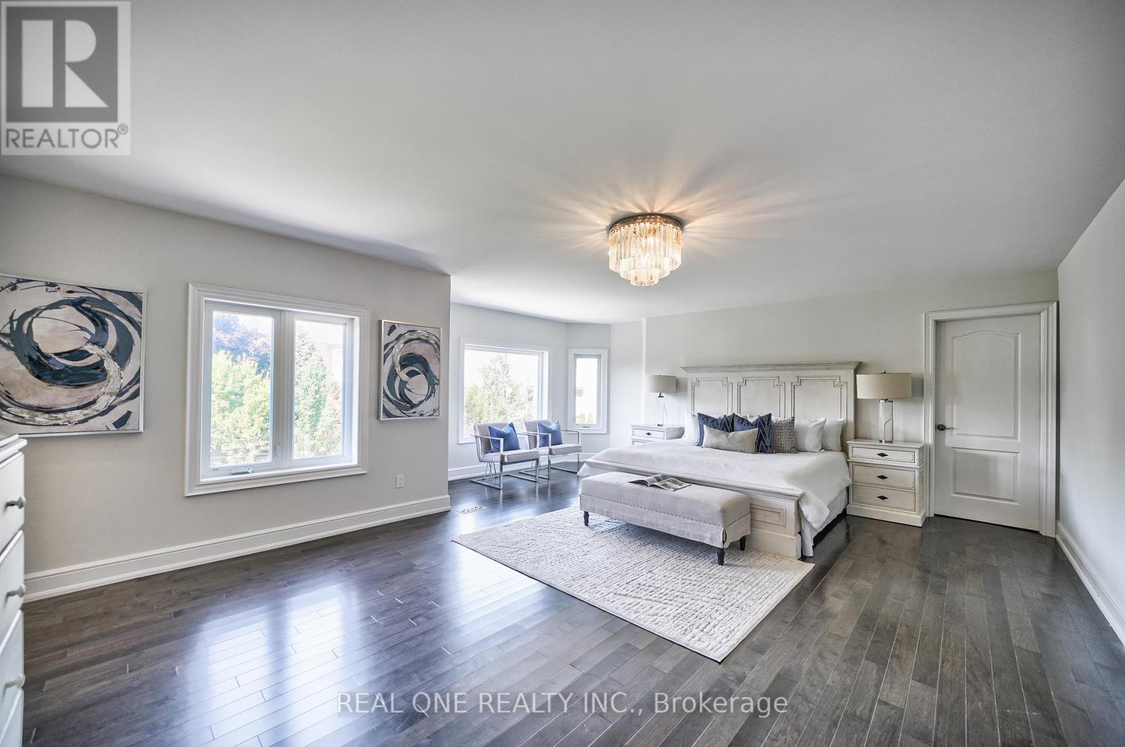 26 Clarendon Drive, Richmond Hill, Ontario  L4B 3Z5 - Photo 25 - N12431927