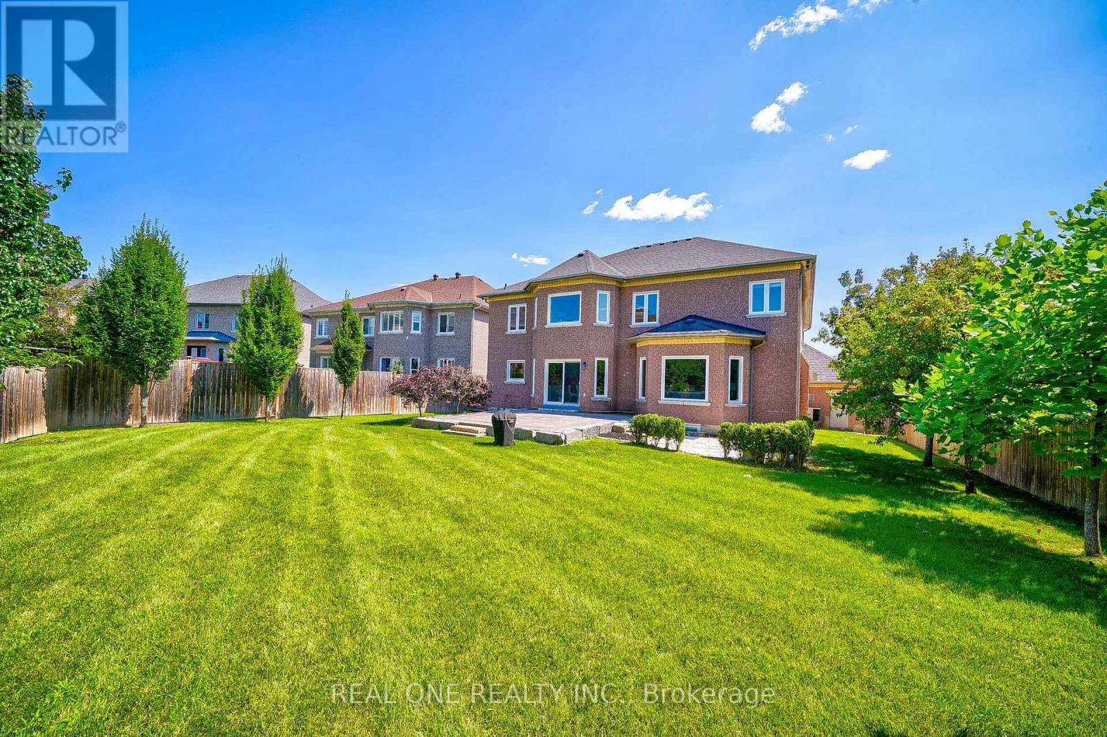 26 Clarendon Drive, Richmond Hill, Ontario  L4B 3Z5 - Photo 40 - N12431927