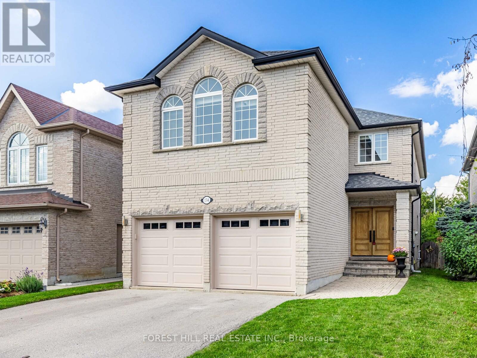 134 ROYAL PALM DRIVE, Vaughan, Ontario