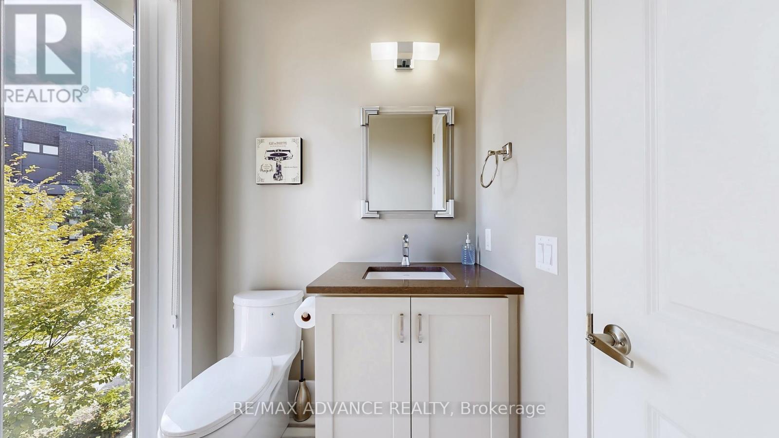 32 Crestridge Drive, Vaughan, Ontario  L4J 0K1 - Photo 20 - N12431943