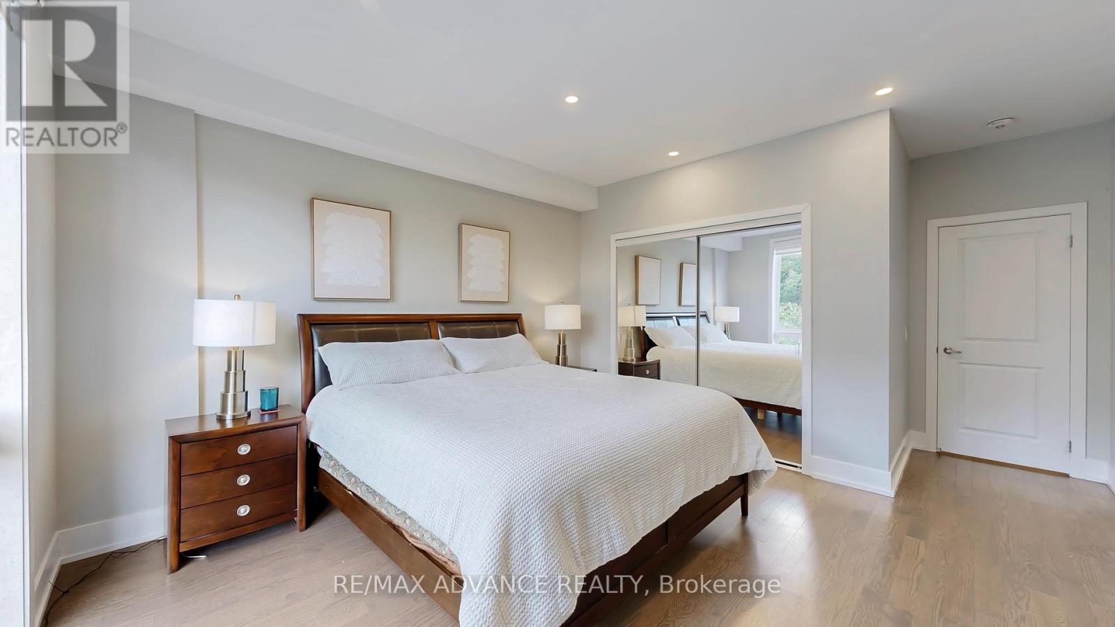 32 Crestridge Drive, Vaughan, Ontario  L4J 0K1 - Photo 23 - N12431943