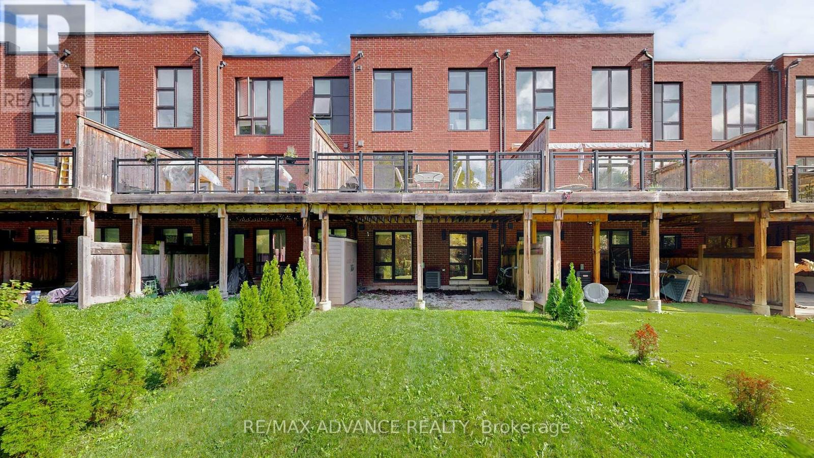 32 Crestridge Drive, Vaughan, Ontario  L4J 0K1 - Photo 49 - N12431943