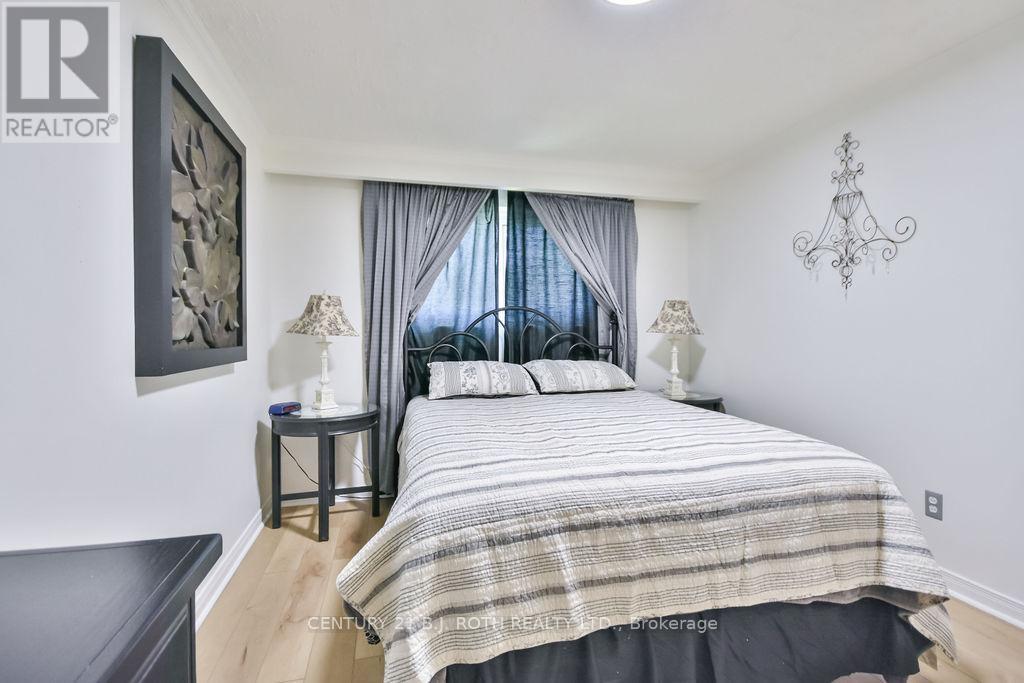 32 Lonsdale Place, Barrie (Grove East), Ontario  L4M 4J1 - Photo 13 - S12431850