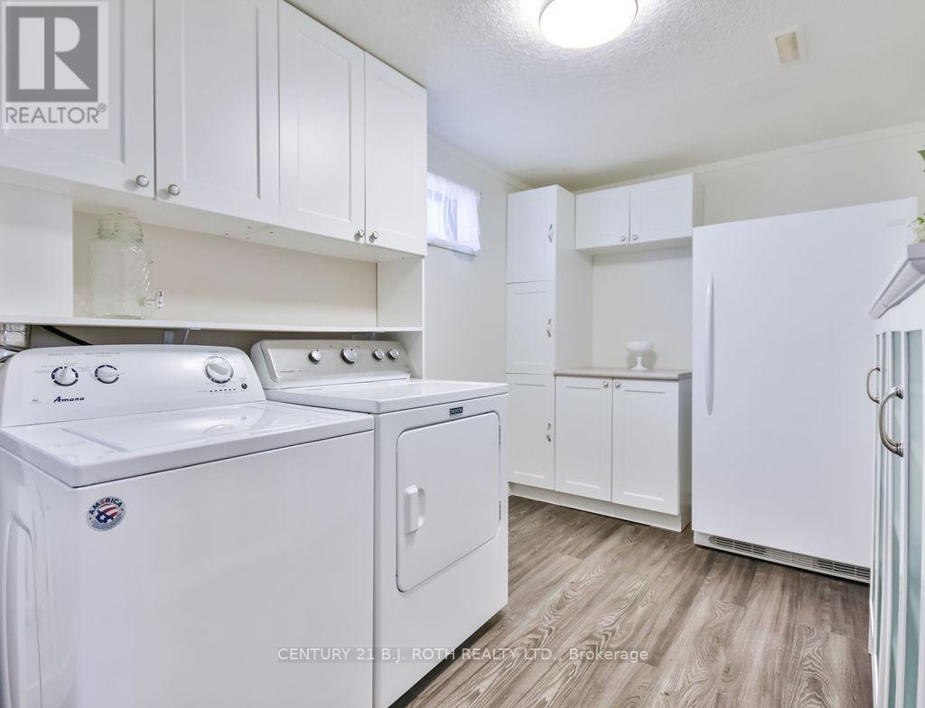 32 Lonsdale Place, Barrie, Ontario  L4M 4J1 - Photo 25 - S12431850