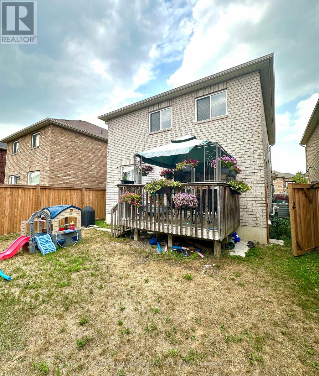3 Crew Court, Barrie, Ontario  L4N 5S4 - Photo 24 - S12431944