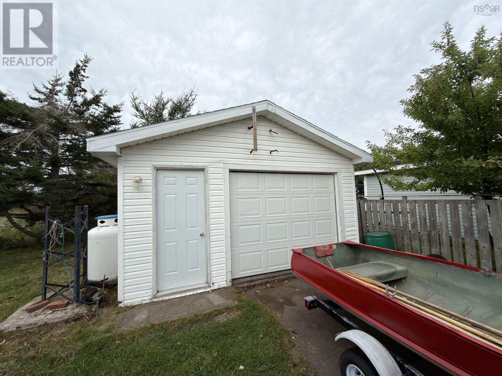 64 Macnamara Drive, Glace Bay, Nova Scotia  B1A 6A7 - Photo 3 - 202524573