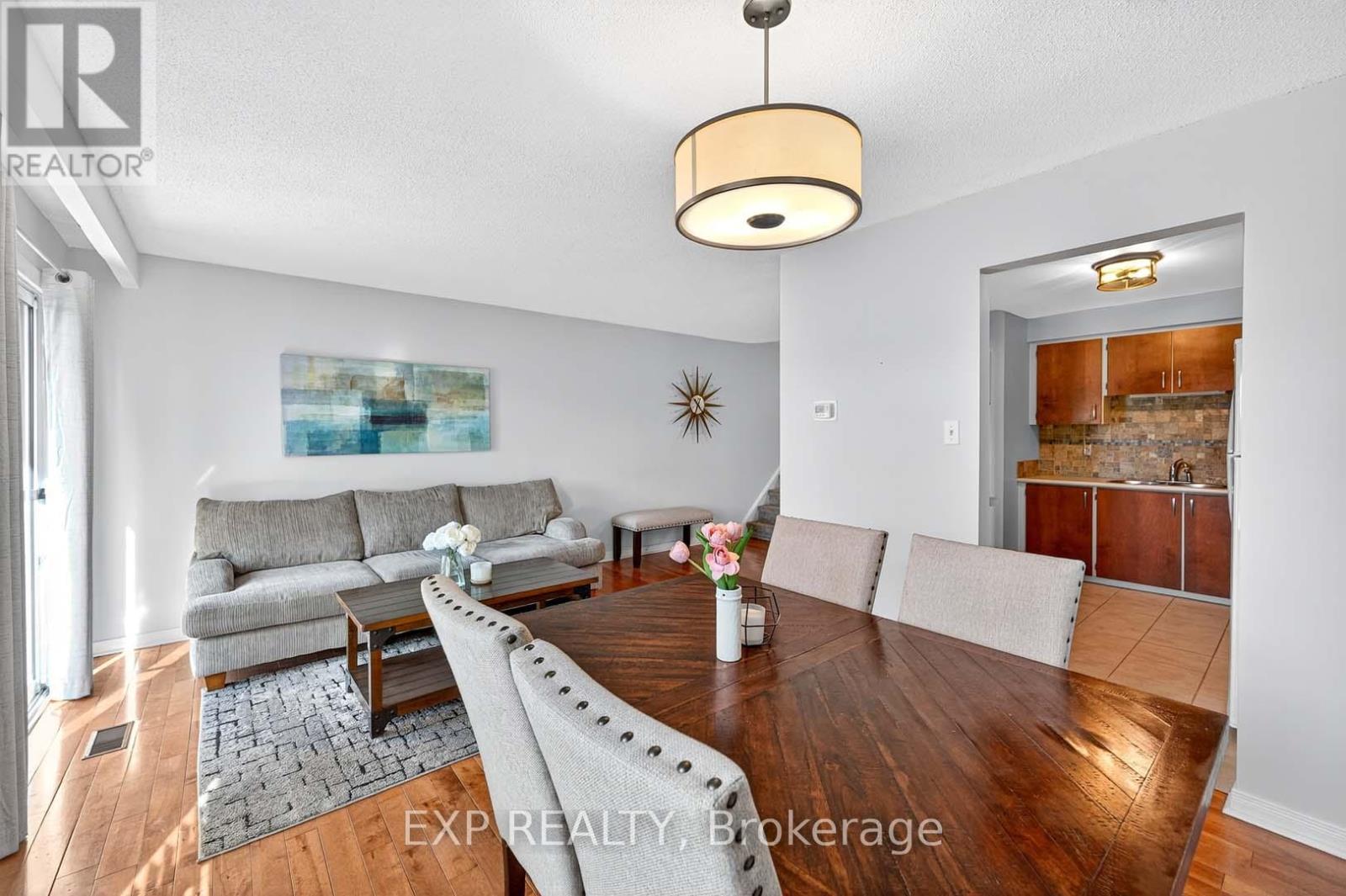 32 Collins Crescent, Brampton, Ontario  L6V 3M9 - Photo 14 - W12431809
