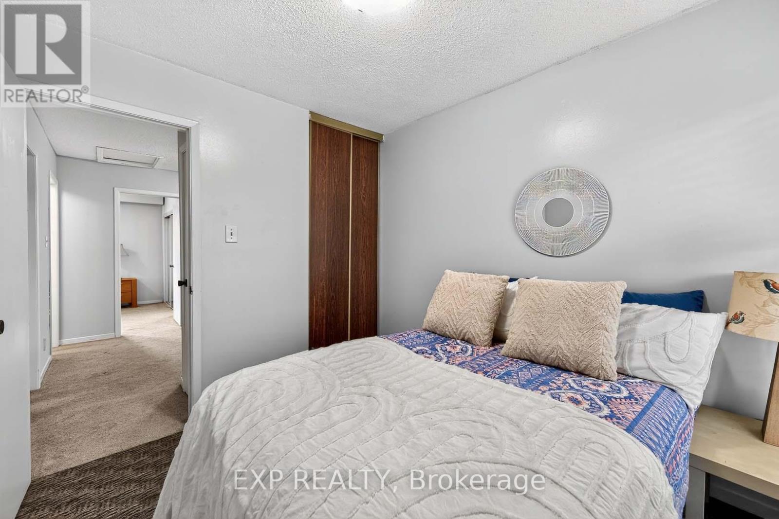 32 Collins Crescent, Brampton, Ontario  L6V 3M9 - Photo 28 - W12431809