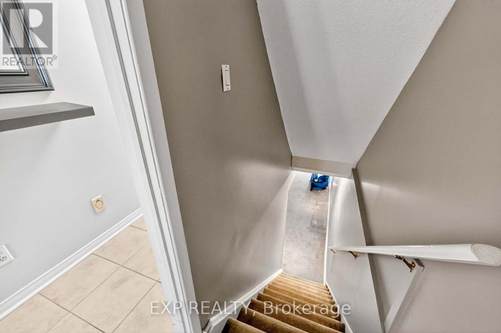 32 Collins Crescent, Brampton, Ontario  L6V 3M9 - Photo 29 - W12431809