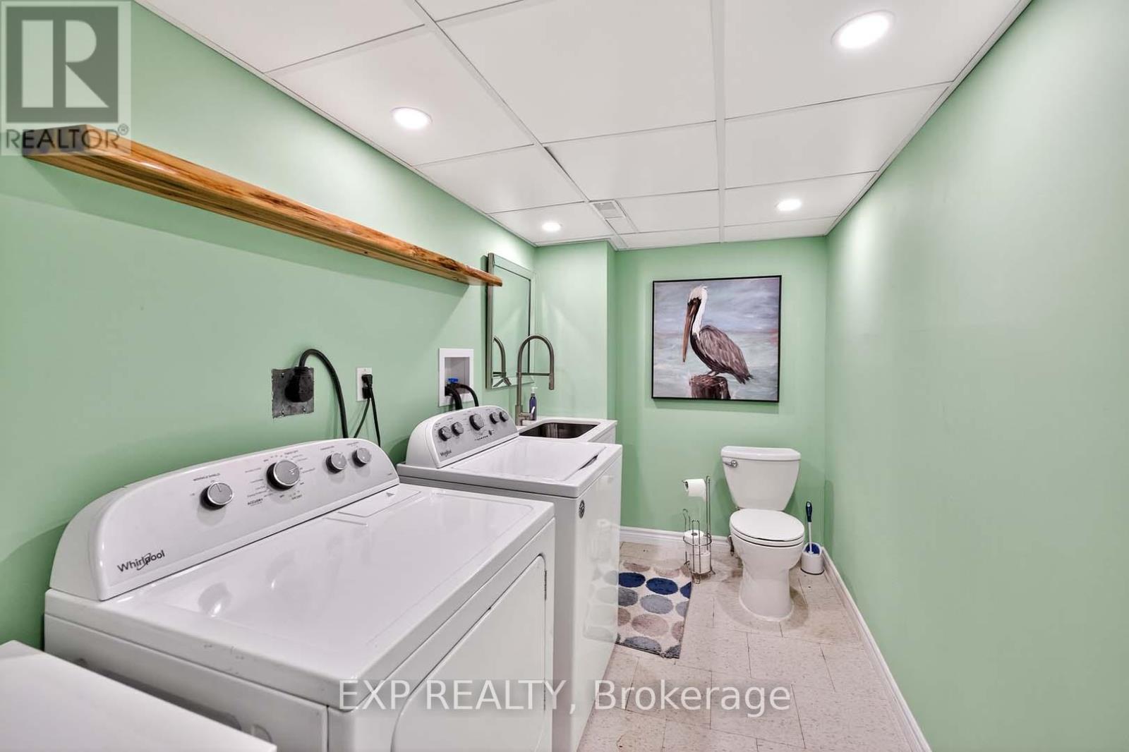 32 Collins Crescent, Brampton, Ontario  L6V 3M9 - Photo 34 - W12431809
