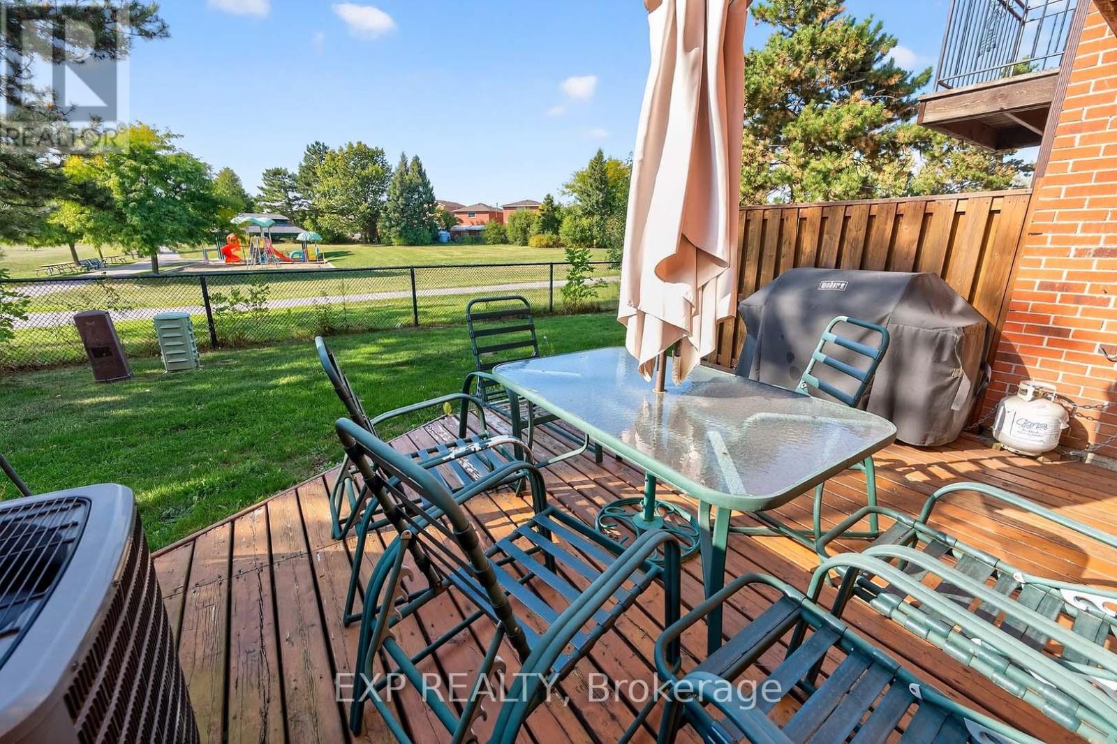 32 Collins Crescent, Brampton, Ontario  L6V 3M9 - Photo 38 - W12431809
