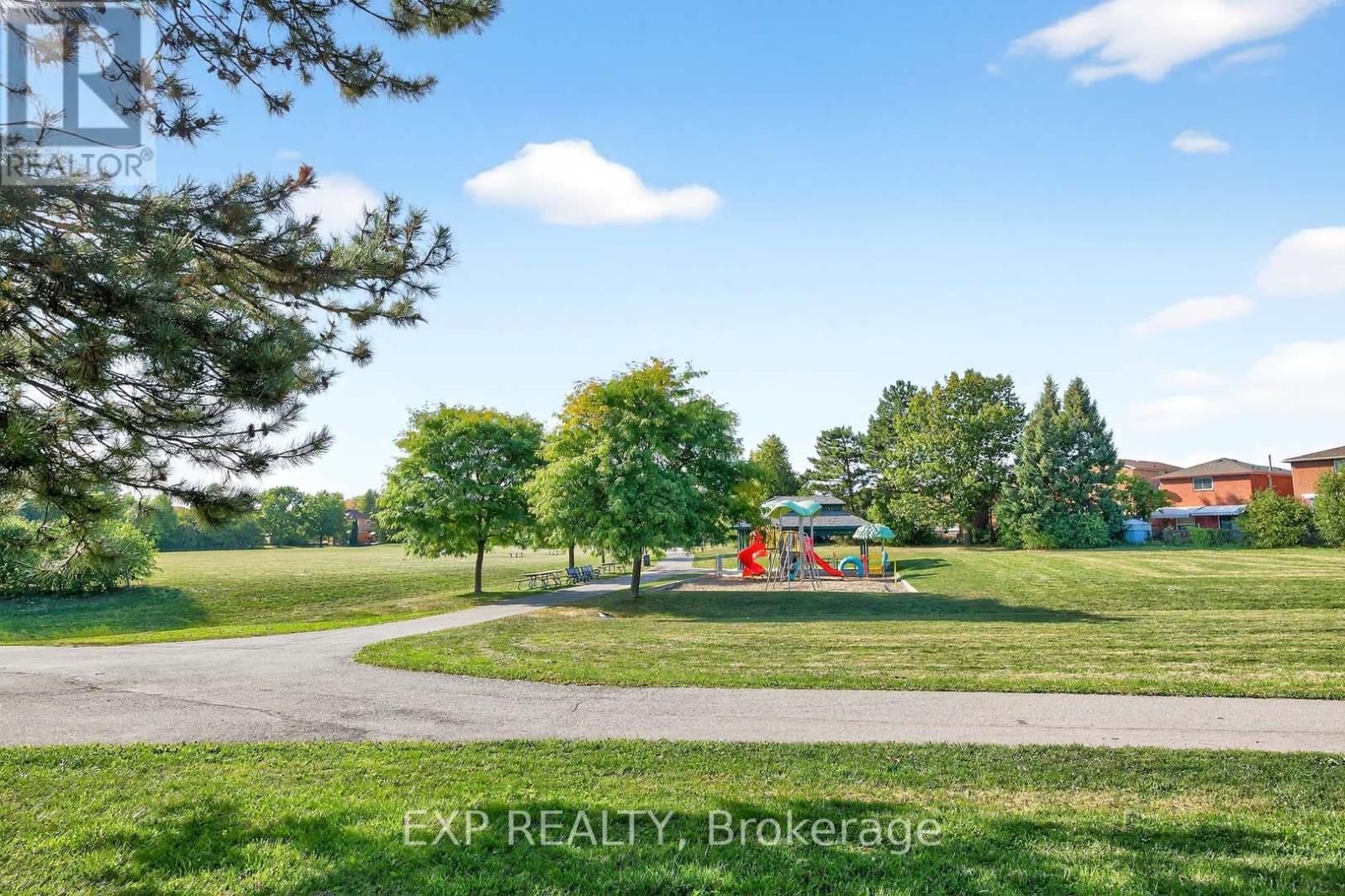 32 Collins Crescent, Brampton, Ontario  L6V 3M9 - Photo 39 - W12431809