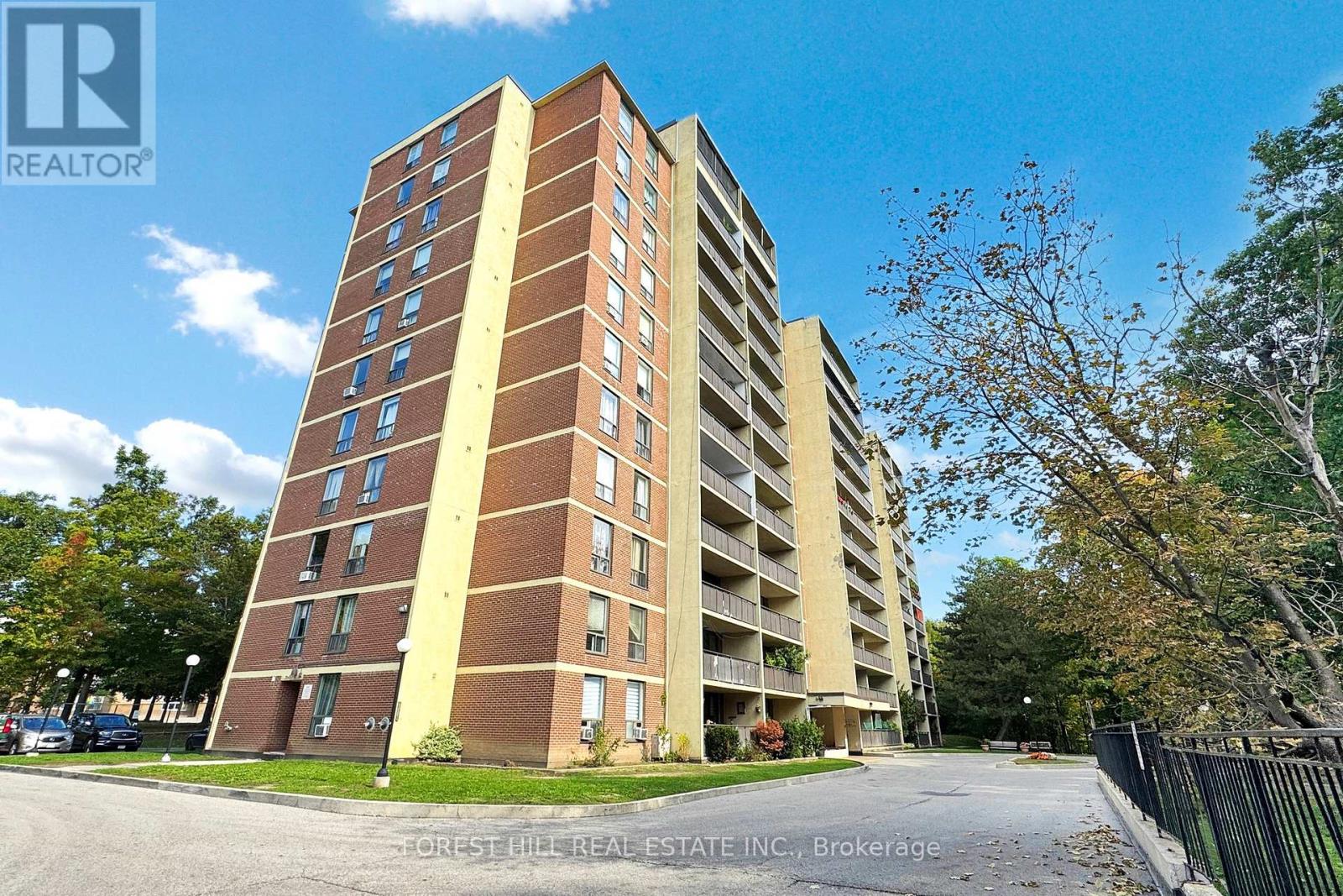 308 - 15 London Green Court, Toronto, Ontario  M3N 1K4 - Photo 2 - W12431853