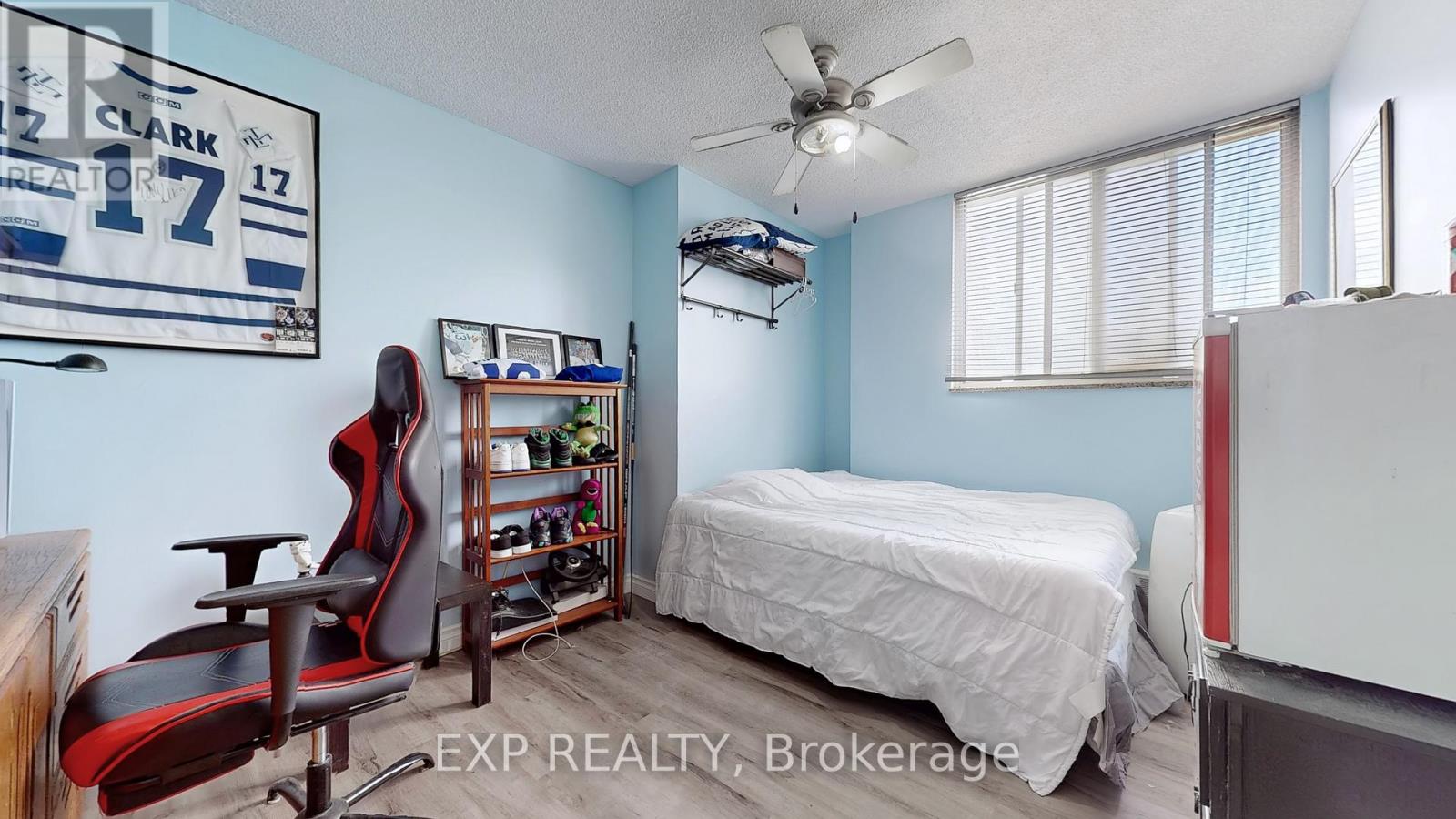 1007 - 330 Dixon Road, Toronto, Ontario  M9R 1S9 - Photo 11 - W12431894