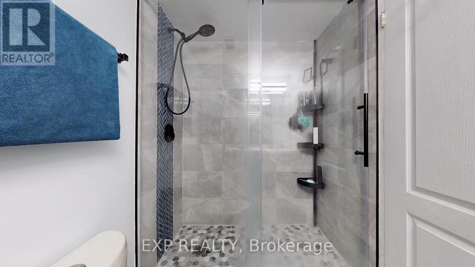 1007 - 330 Dixon Road, Toronto, Ontario  M9R 1S9 - Photo 13 - W12431894