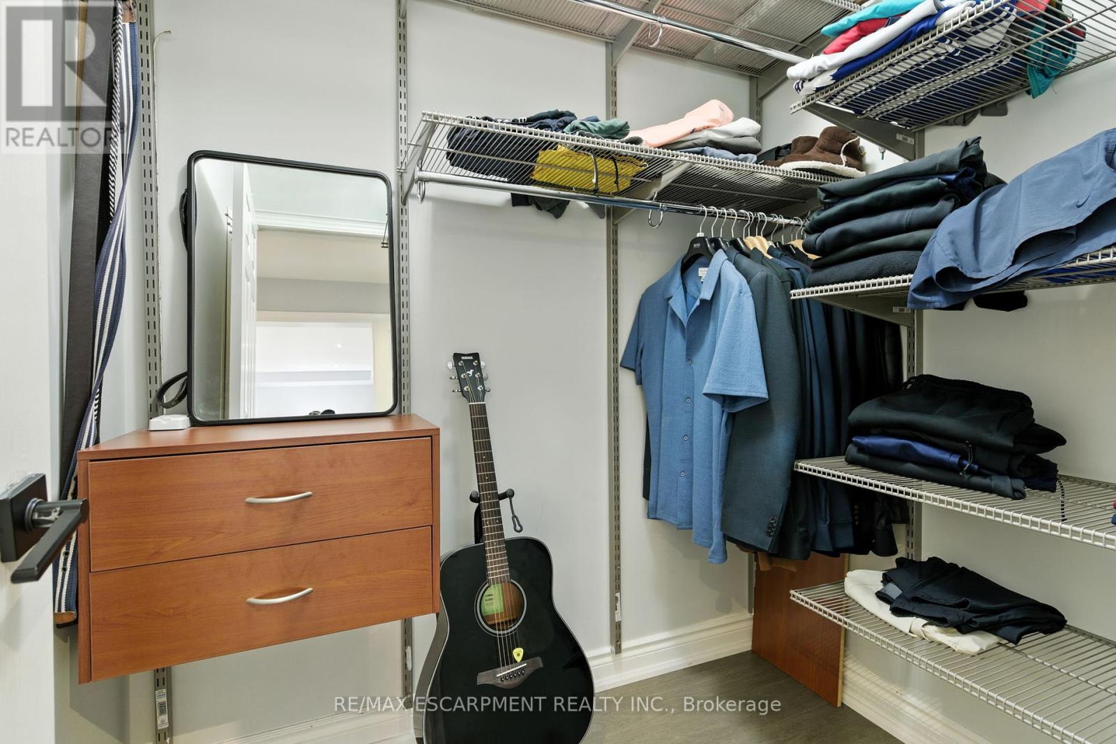 691 Merlot Court, Mississauga, Ontario  L5H 4M4 - Photo 31 - W12431918