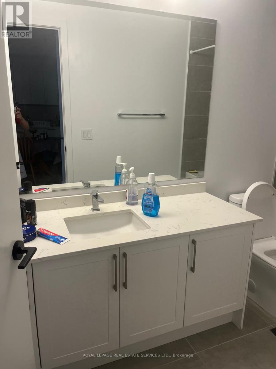 438 - 2450 Old Bronte Road, Oakville, Ontario  L6M 5P6 - Photo 19 - W12431936