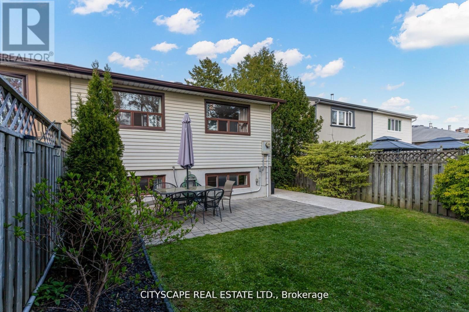 3206 Candela Drive, Mississauga, Ontario  L5A 2T8 - Photo 40 - W12431947