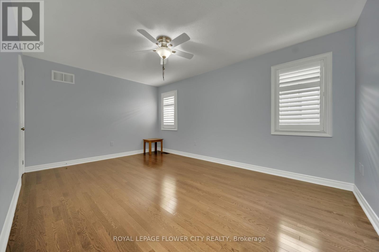 44 Young Garden Crescent, Brampton, Ontario  L6Y 6A4 - Photo 41 - W12431965