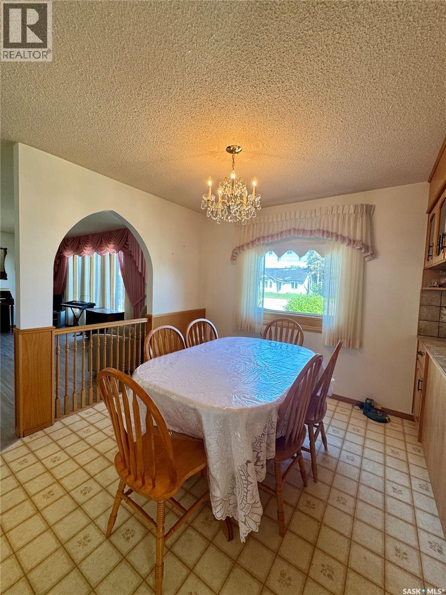 403 Churchill Street, Hudson Bay, Saskatchewan  S0E 0Y0 - Photo 21 - SK016224