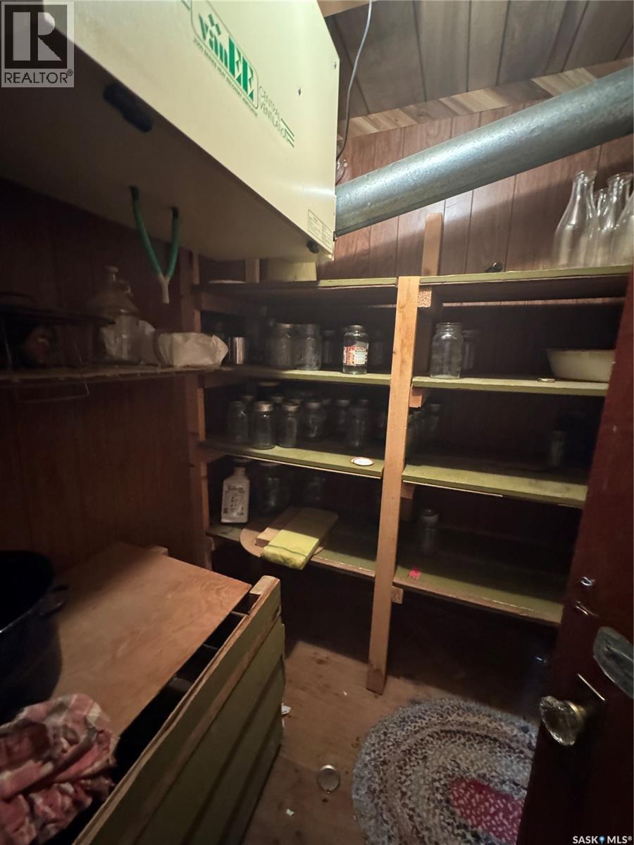 403 Churchill Street, Hudson Bay, Saskatchewan  S0E 0Y0 - Photo 46 - SK016224