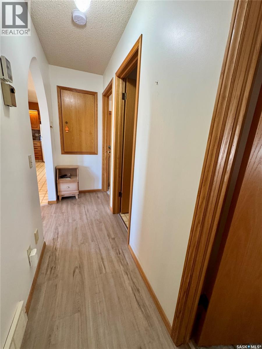 403 Churchill Street, Hudson Bay, Saskatchewan  S0E 0Y0 - Photo 30 - SK016224