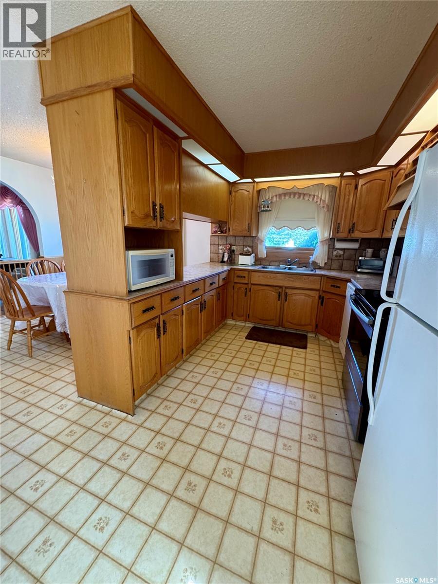 403 Churchill Street, Hudson Bay, Saskatchewan  S0E 0Y0 - Photo 13 - SK016224