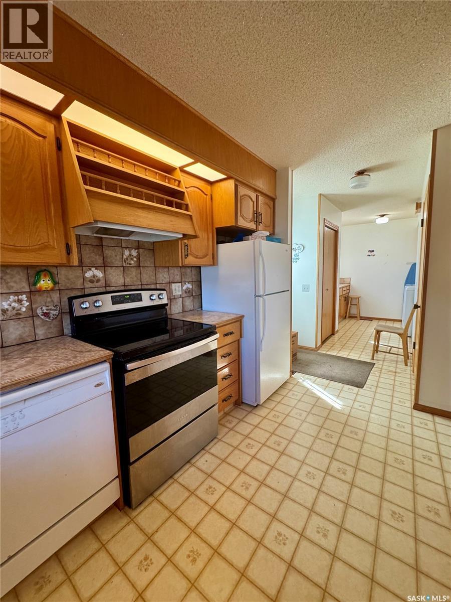 403 Churchill Street, Hudson Bay, Saskatchewan  S0E 0Y0 - Photo 16 - SK016224