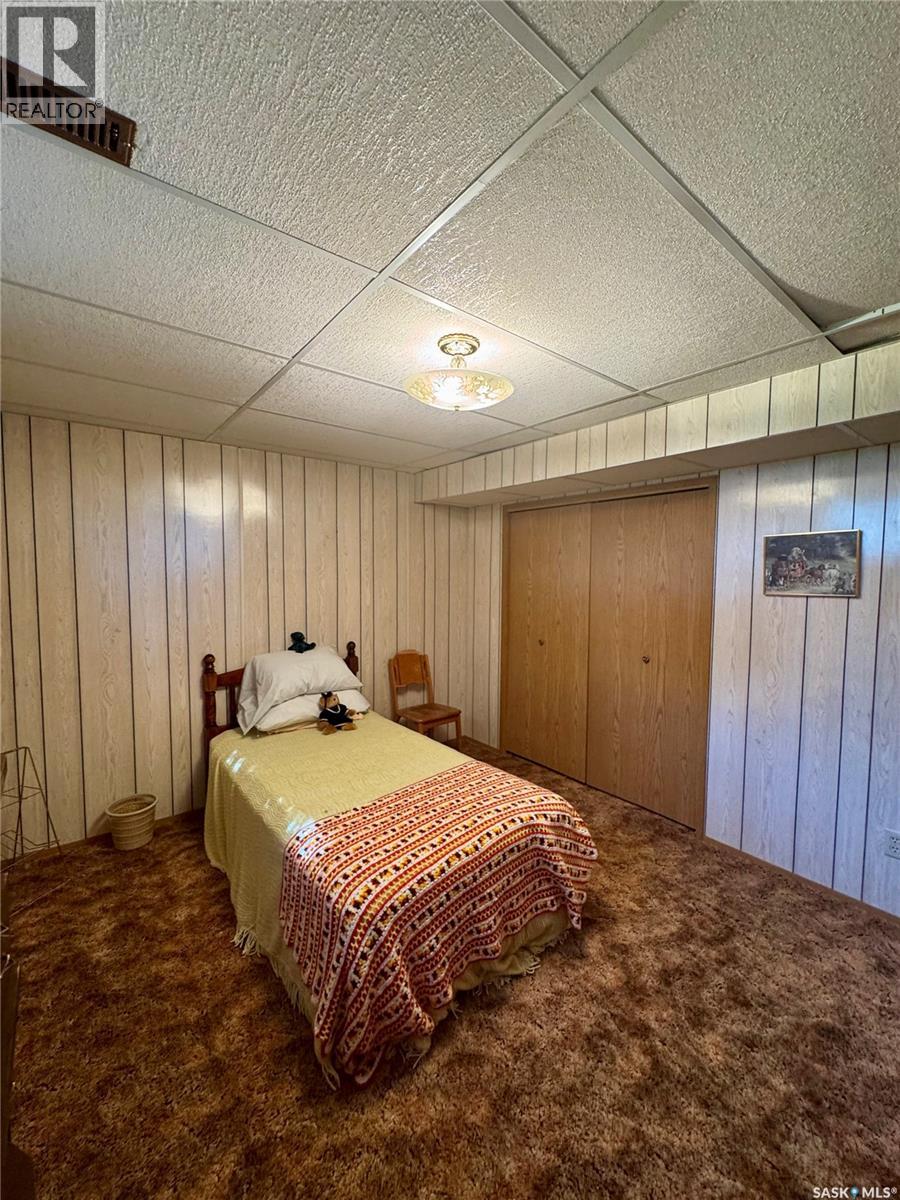 403 Churchill Street, Hudson Bay, Saskatchewan  S0E 0Y0 - Photo 40 - SK016224