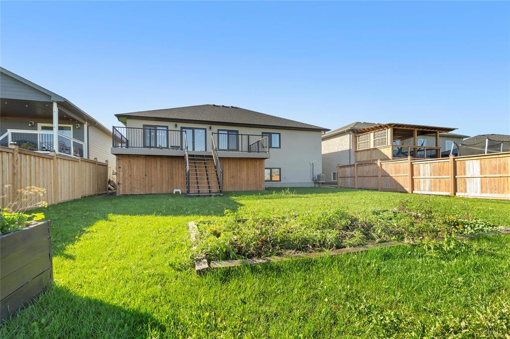 117 Parkhill Crescent, Steinbach, Manitoba  R5G 0Z4 - Photo 31 - 202525072