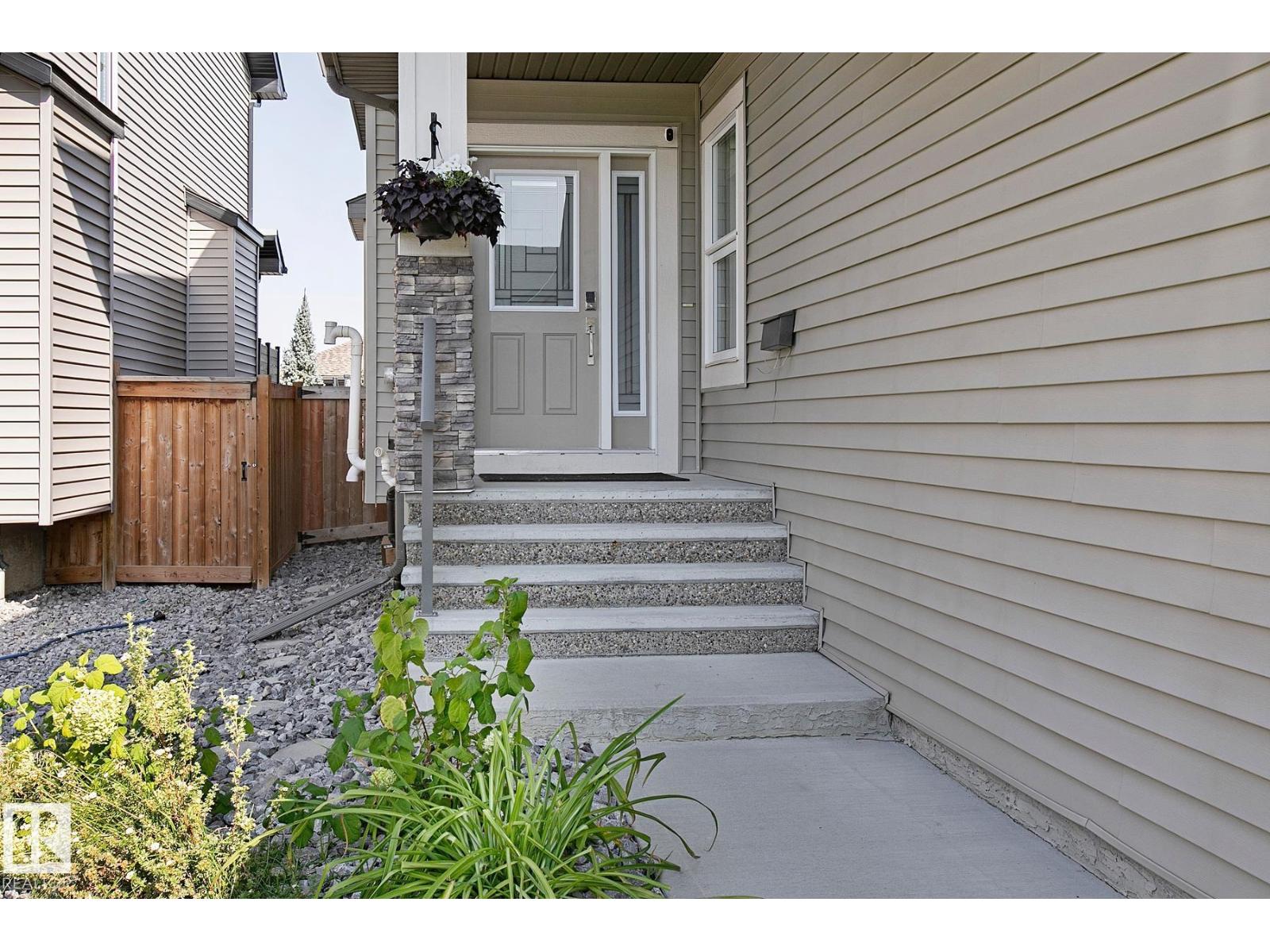 49 Summerstone Ln, Sherwood Park, Alberta  T8H 0Y4 - Photo 3 - E4459950