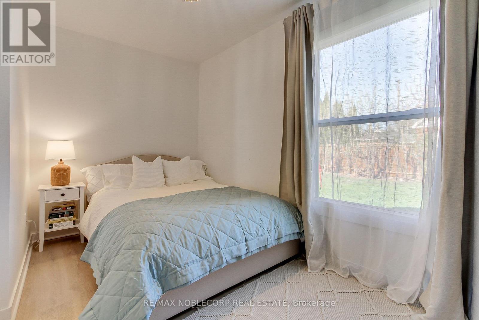 174 East 31st. Street, Hamilton, Ontario  L8V 3P5 - Photo 10 - X12431810