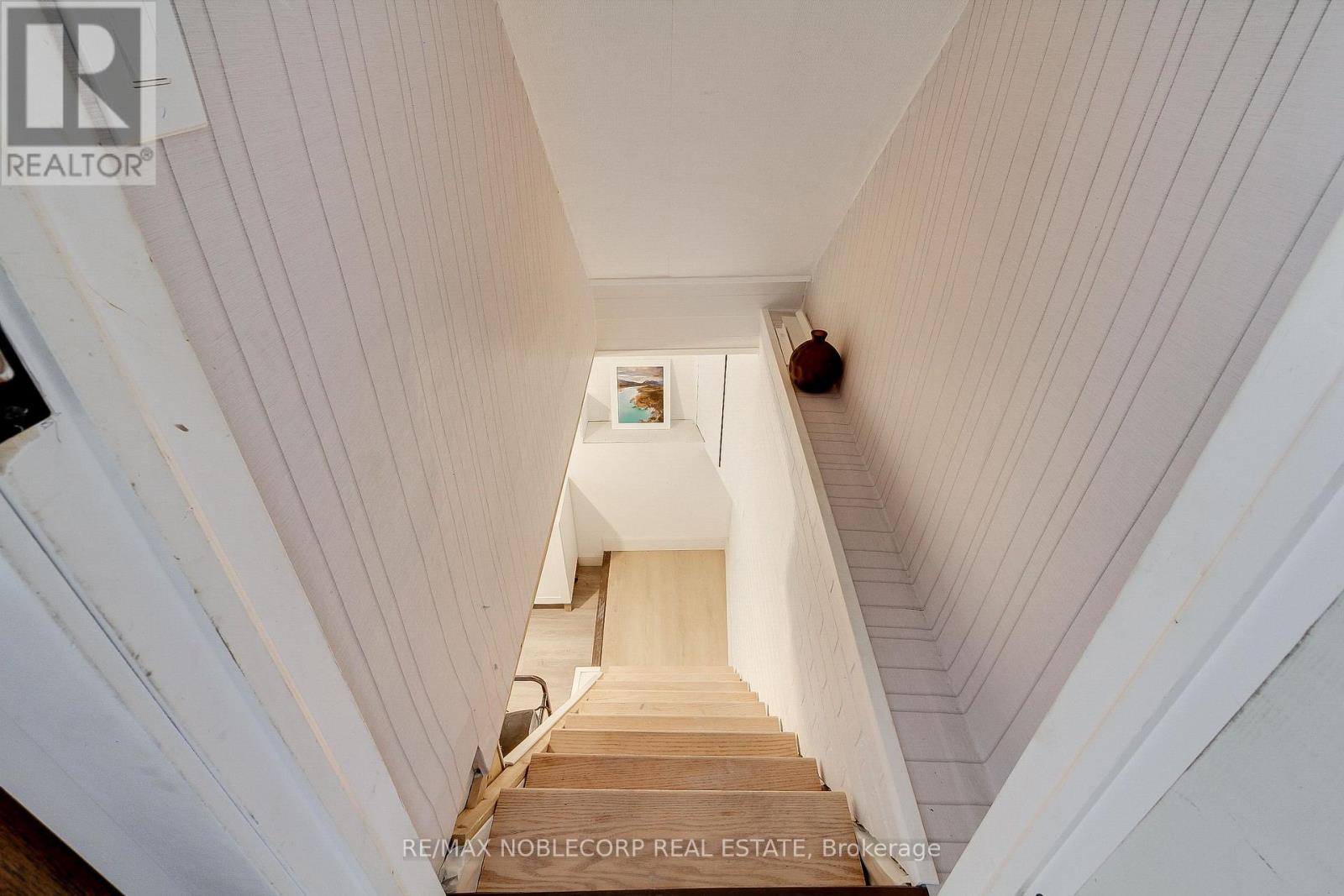 174 East 31st. Street, Hamilton, Ontario  L8V 3P5 - Photo 21 - X12431810