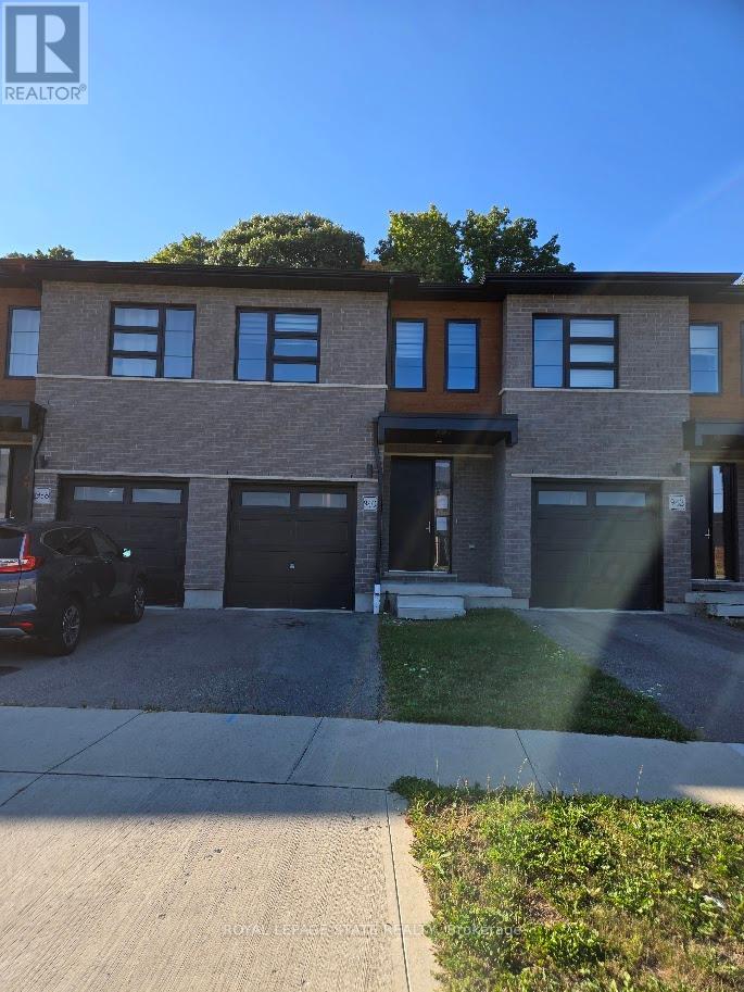 940 Robert Ferrie Drive, Kitchener, Ontario  N2R 0P9 - Photo 1 - X12431839