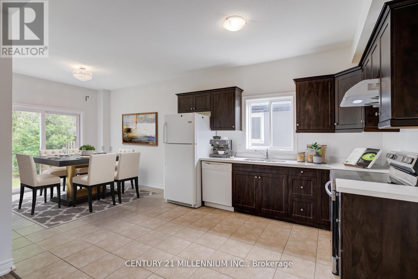 38 Kent Street, St. Catharines, Ontario  L2S 1H2 - Photo 11 - X12431874