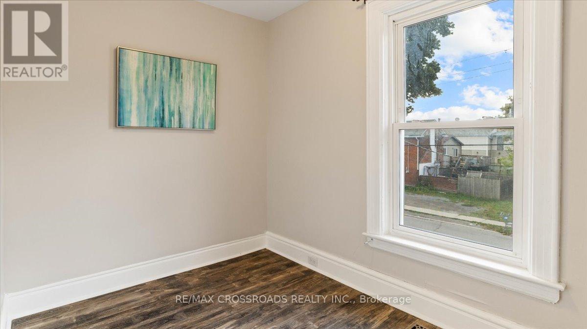 24 Catharine Street, Belleville, Ontario  K8P 1L2 - Photo 16 - X12431923