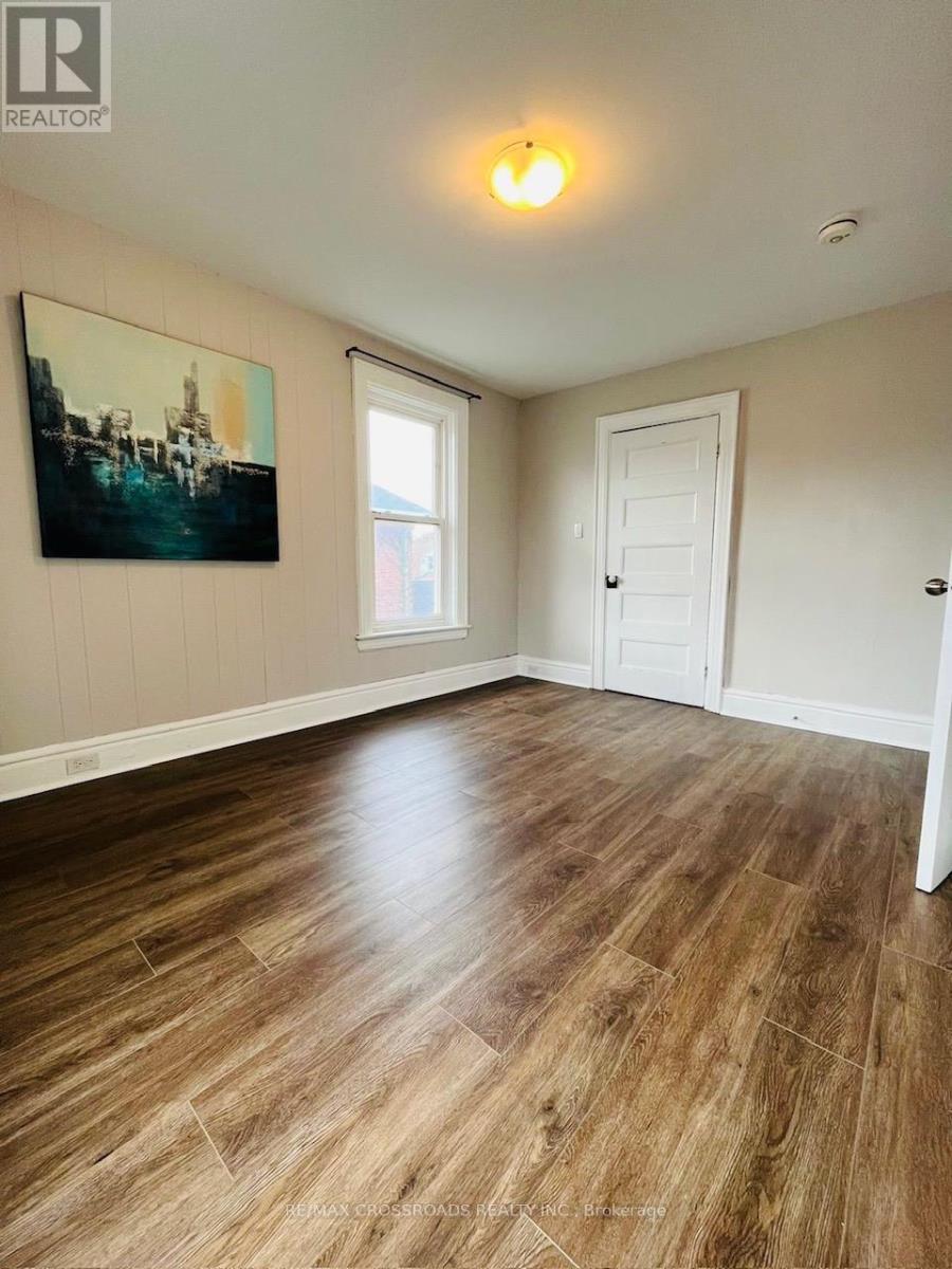 24 Catharine Street, Belleville, Ontario  K8P 1L2 - Photo 26 - X12431923
