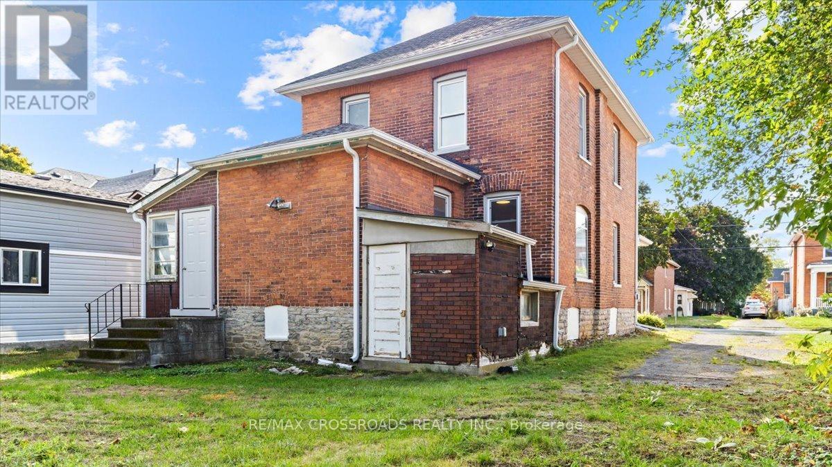 24 Catharine Street, Belleville, Ontario  K8P 1L2 - Photo 29 - X12431923