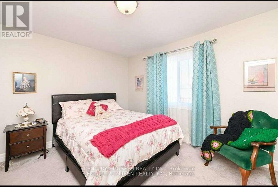 100 Spruce Gardens Court, Belleville, Ontario  K8N 0B5 - Photo 15 - X12431972