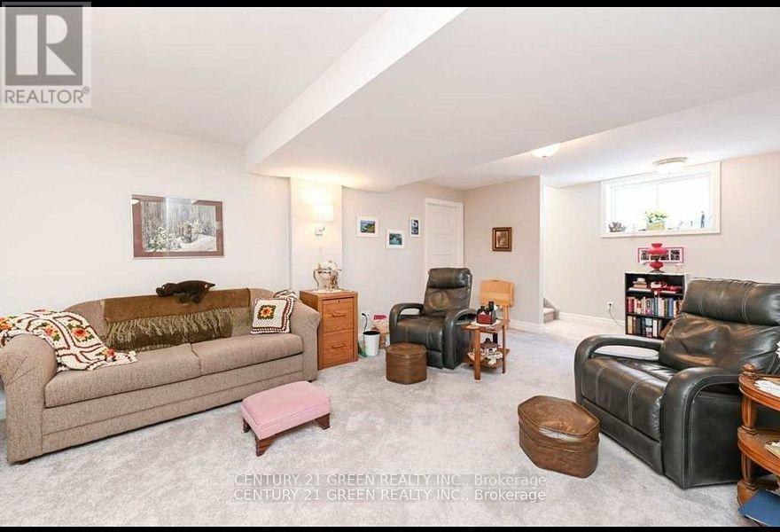 100 Spruce Gardens Court, Belleville, Ontario  K8N 0B5 - Photo 18 - X12431972