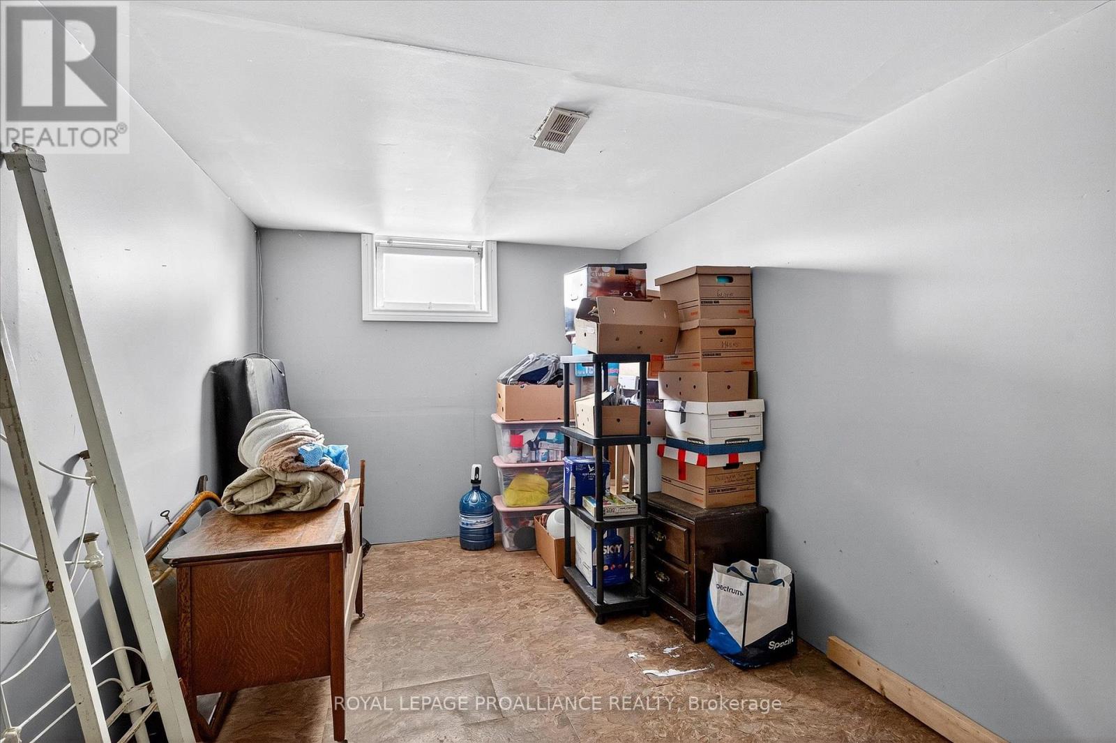 2 Seneca Road, Peterborough, Ontario  K9H 6T9 - Photo 28 - X12431992