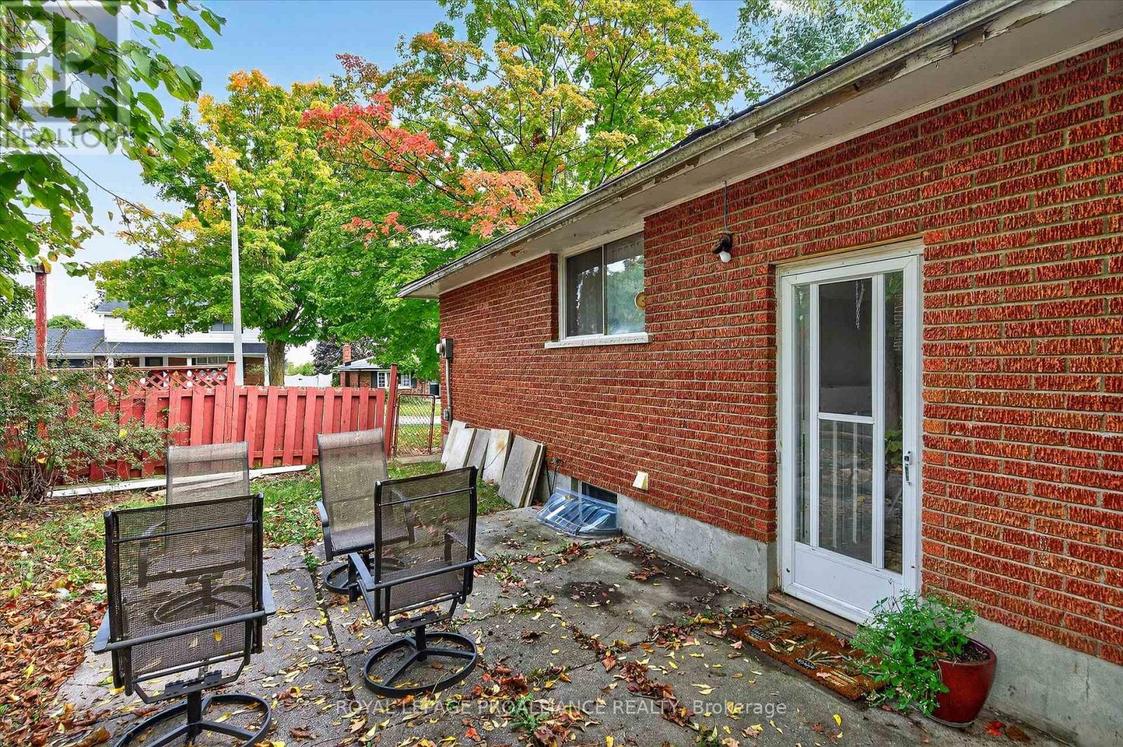 2 Seneca Road, Peterborough, Ontario  K9H 6T9 - Photo 29 - X12431992