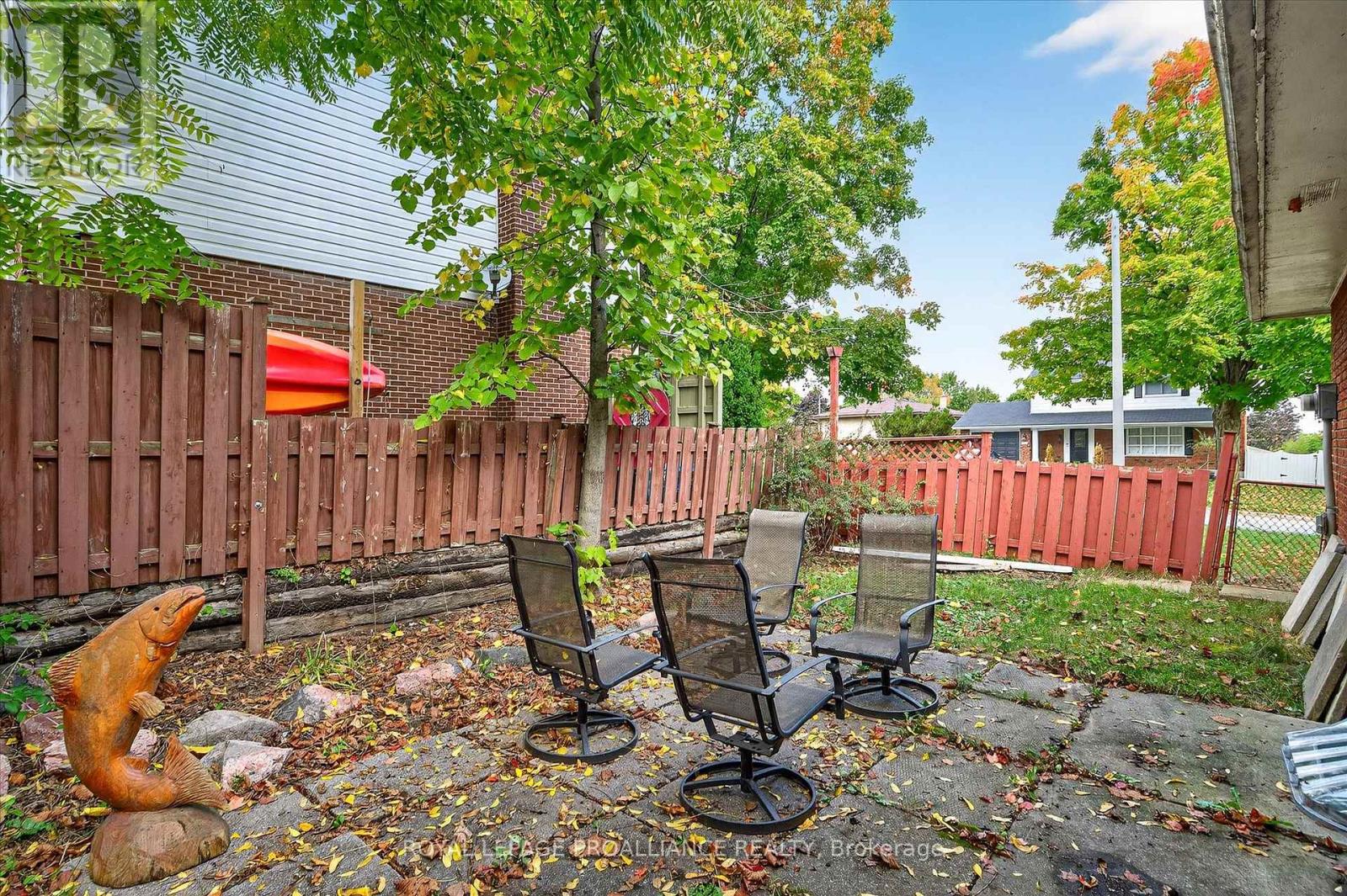 2 Seneca Road, Peterborough, Ontario  K9H 6T9 - Photo 30 - X12431992