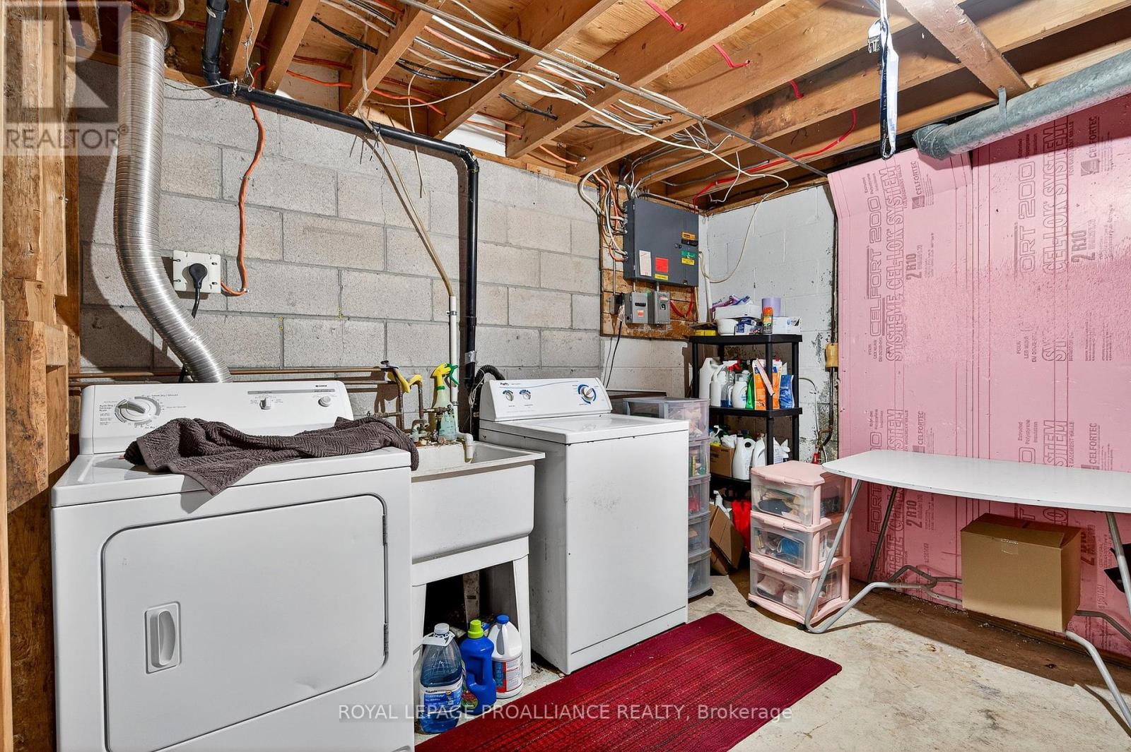 2 Seneca Road, Peterborough, Ontario  K9H 6T9 - Photo 39 - X12431992
