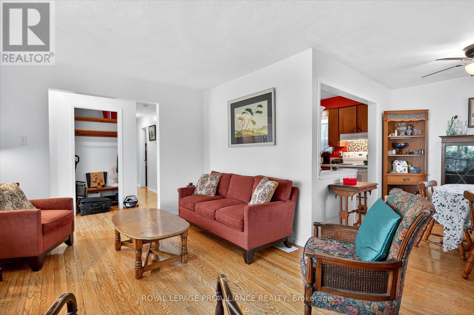 2 Seneca Road, Peterborough, Ontario  K9H 6T9 - Photo 5 - X12431992